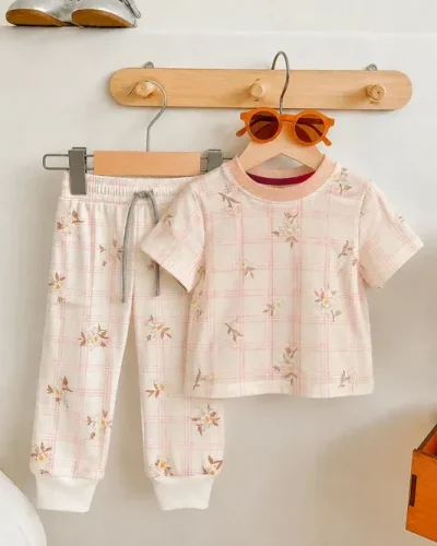 apparel-the-hub-kidswear-peach-floral-tshirt-trouser-set-hanger